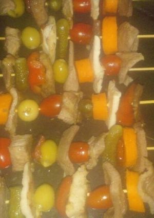 Una foto de Brochete variadito