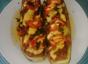 O poză a rețetei Zucchini la cuptor cu carne tocată.