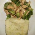 Mashed Potato with Brokoli Ayam Saus Tiram (MENU DIET)