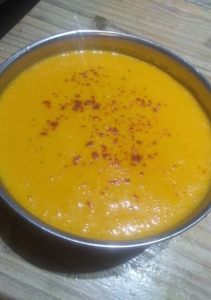 Una foto de Sopa de calabaza y zanahoria