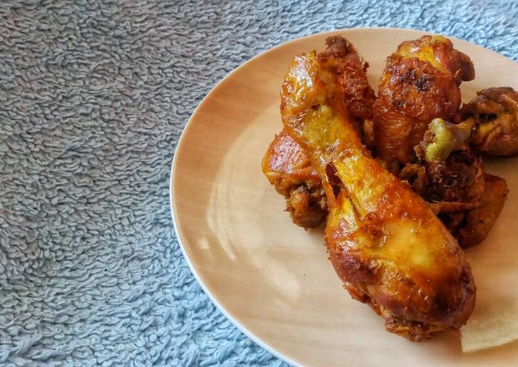 Recipe of Perfect Ayam Goreng Lengkuas / Indonesian Gallangal Fried Chicken