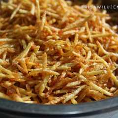รูปของ Sambel kering kentang