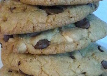 How to Prepare Yummy OMG   Soft Batch Chocolate Chip Cookies 