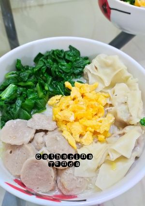 Foto resep Misoa Kuah Nyemek isi Bakso Siomay Telur Sayur