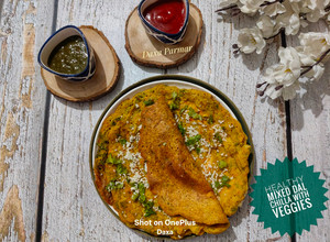 A picture of Healthy Mixed Dal Chilla With Veggies.