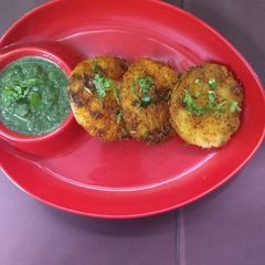A picture of Masala Idli.