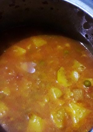 A picture of Aalu matar tamatar ki sabji.