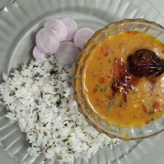 A picture of Restaurant style Dal tadka.