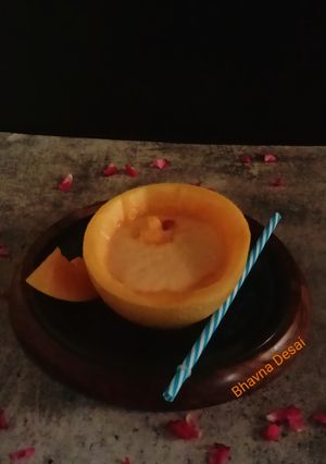 A picture of શકકરટેટી મિલ્ક શેક.(Muskmelon Milkshake Recipe in Gujarati).