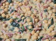 Una foto de carbonara bacon