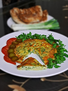 عکسی از دستور املت پنیر