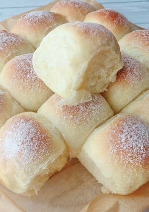 A picture of 3-Minute Hand-Kneaded Honey Milk Pull-Apart Bread.