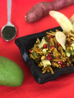 ફરાળી ભેળ (Farali Bhel Recipe in Gujarati) રેસીપી મુખ્ય ફોટો