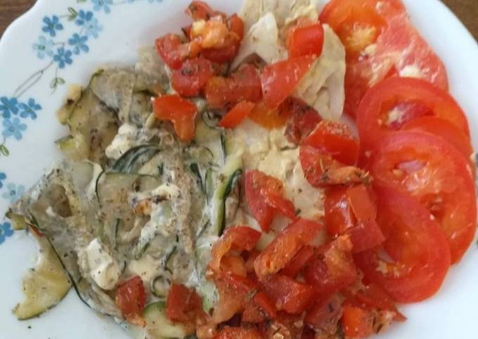 Courgette vache rit et sa papillote de poisson moutarde, tomates