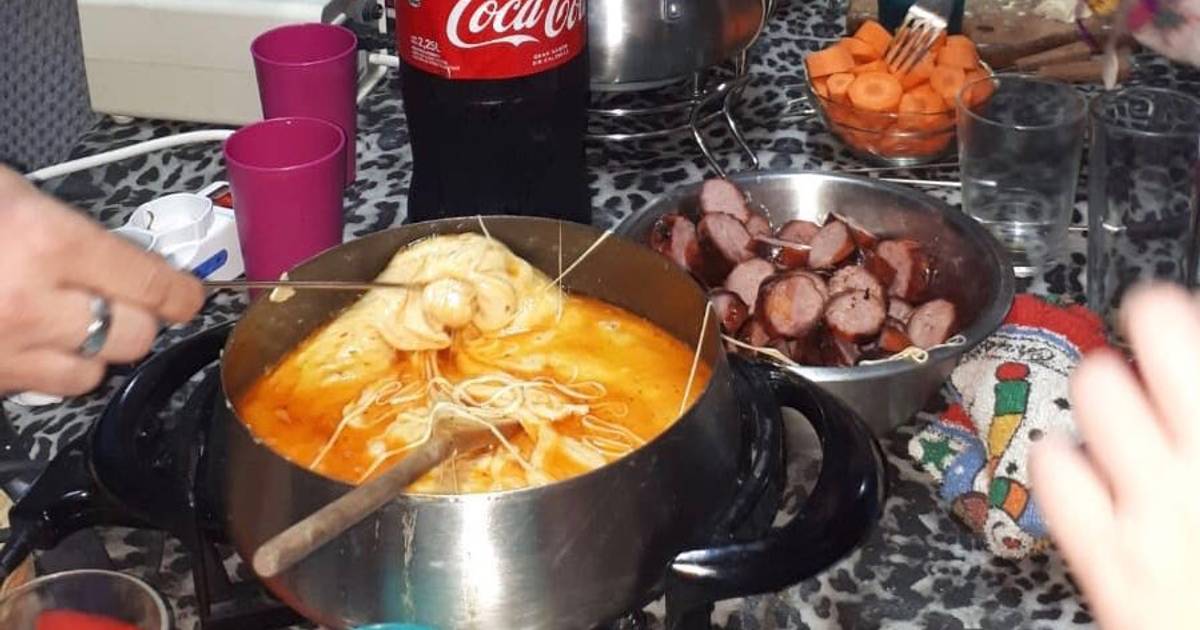 Fondue de Queso con Gustos Receta de Pablo Alfaro Cookpad