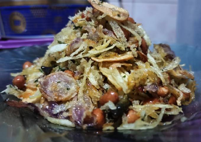 Langkah Mudah untuk Menyiapkan Sang oseng KK (kacang, kentang) Mustofa yang Menggugah Selera