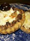 Tarteletas de sardina con cebolla caramelizada