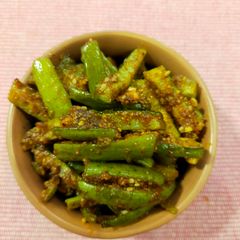 A picture of Tindora Subzi with Peanut Masala.