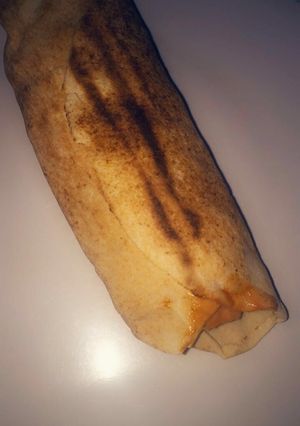 A picture of Chicken shawarma.