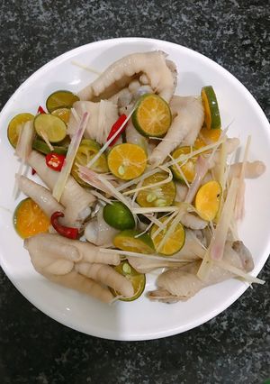 Hình của món Chân gà ngâm xả ớt.