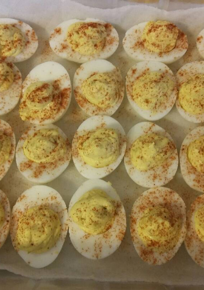 A picture of Delightful Deviled Eggs for a Crowd.