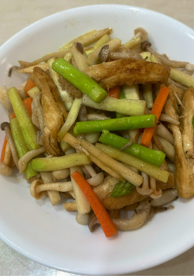 豆皮鮮菇炒雙筍（素） 的食譜成品照片