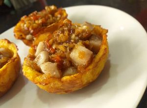 Una foto de Canastas de patacon con tilapia