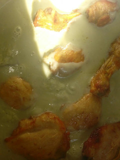 Una foto de Pollo frito en crema de chayote a la Mario, s