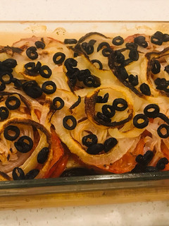 Una foto de Berenjenas y tomates asados con AOVE 🍆 🍅 (vegano)