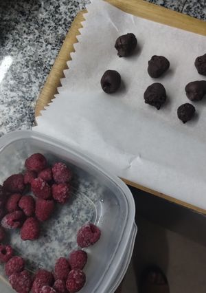 Una foto de "Franui" (frambuesas con chocolate) 🍫
