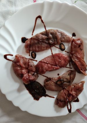 Foto di Ravioli cinesi ripieni di bieta rossa🥟