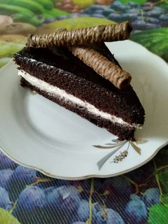 صورة لوصفة كيك بالشوكولاتة مع شوكولاتة فلوتس😋💓