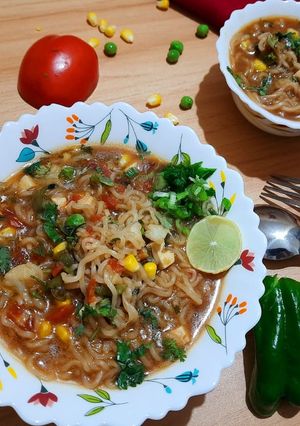 A picture of Veg soupy Noodles.
