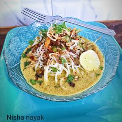 Burmese veg khow suey A picture of Burmese veg khow suey.