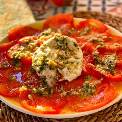 Carpaccio de tomate con burrata Receta de Irene-Guirao- Cookpad