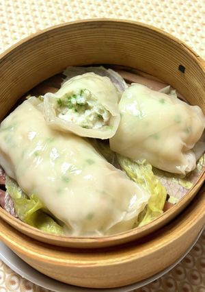 A picture of Shrimp and Hanpen Rice Paper Dumplings.