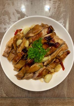 日式燉煮蒜辣雞腿肉 的食譜成品照片