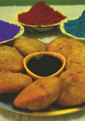 A picture of Besan kachori.