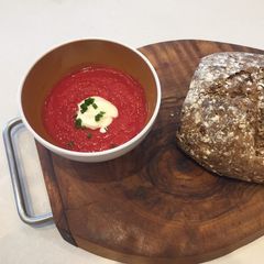A picture of Oven roasted root vegetable soup.
