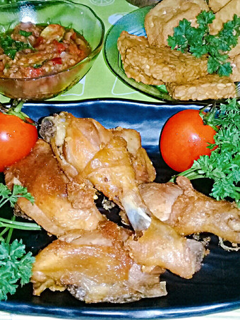 Anti Ribet, Bikin Ayam Goreng Gurih Murah