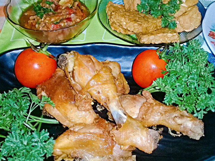 Anti Ribet, Bikin Ayam Goreng Gurih Murah