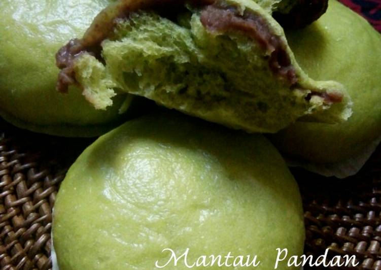 Mantau Pandan Kacang Merah