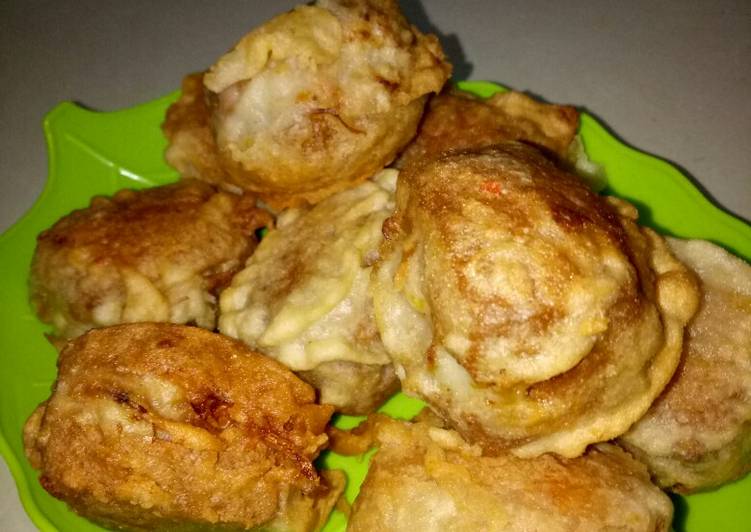 Tahu isi pedas