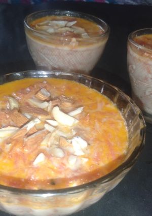 गाजर की खीर(Gajar ki kheer recipe in Hindi) रेसिपी मुख्य फोटो