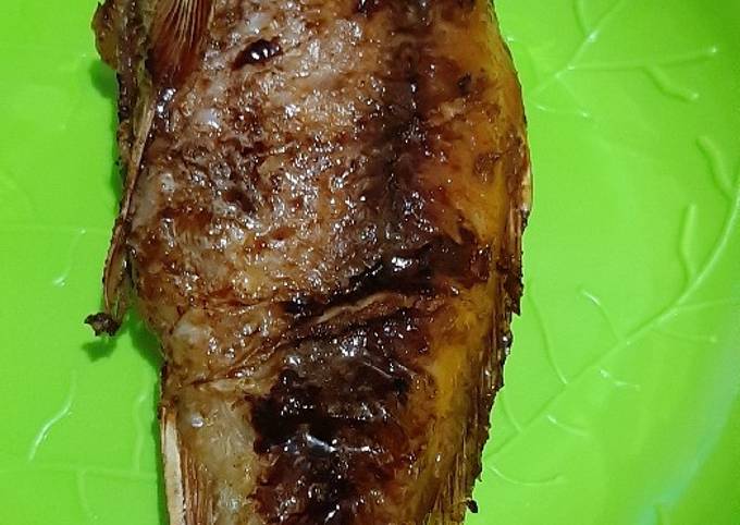 Resep Ikan mas bakar sambel kecap, Lezat Sekali