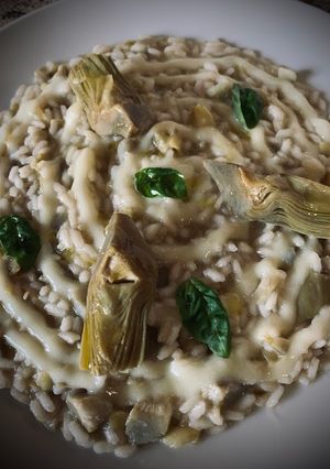 Foto di Risotto ai carciofi con crema di patate al pecorino