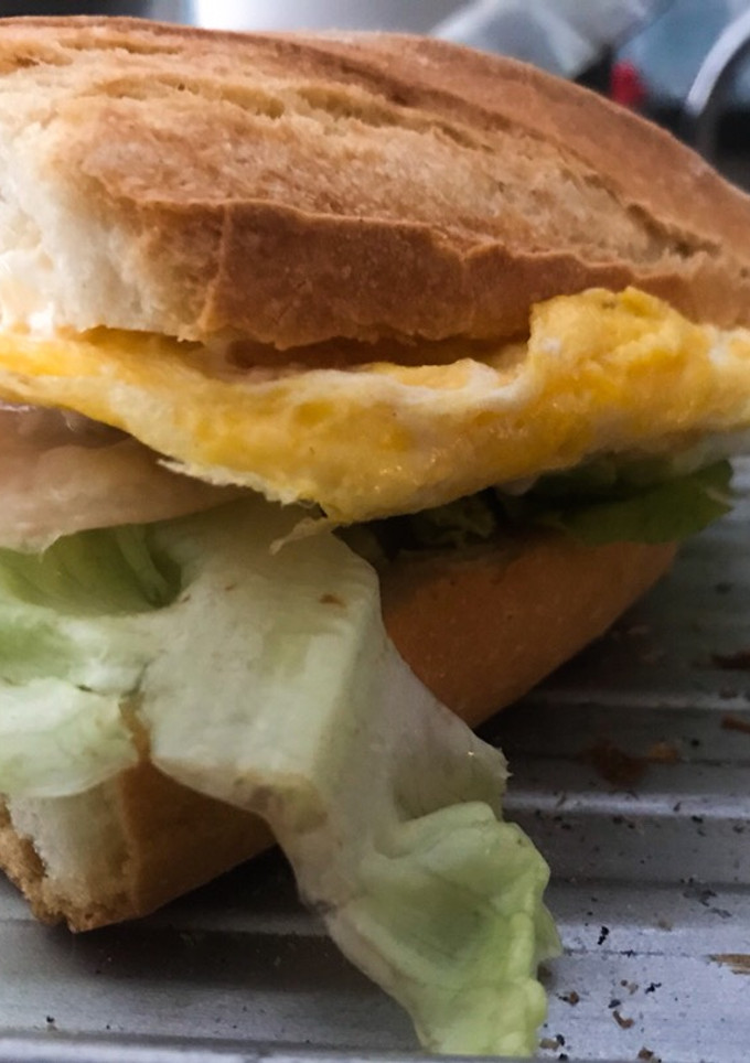 Una foto de Bocadillo de tortilla