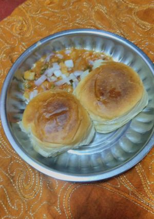 A picture of Pav Bhaji.