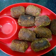 Vegetable cutlets A picture of Vegetable cutlets.