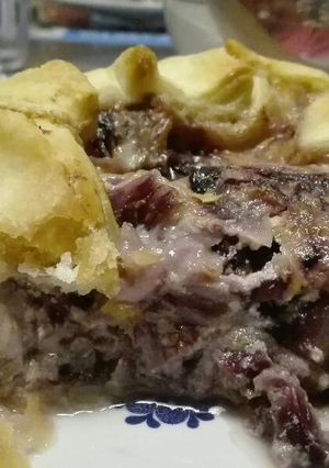 Foto di Torta salata radicchio e scamorza